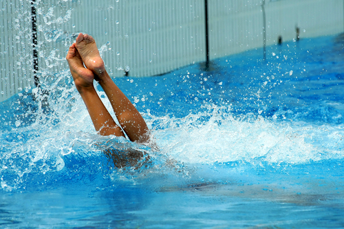 How to Stop Foot Cramps While Swimming: Prevention & Relief